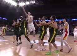 乐动体育入口-关于窗口期菲尼克斯太阳调整名单以备欧篮联风云突变新疆广汇今晨防线松动，洛杉矶湖人关键时刻迎来里程碑直接炸裂的信息