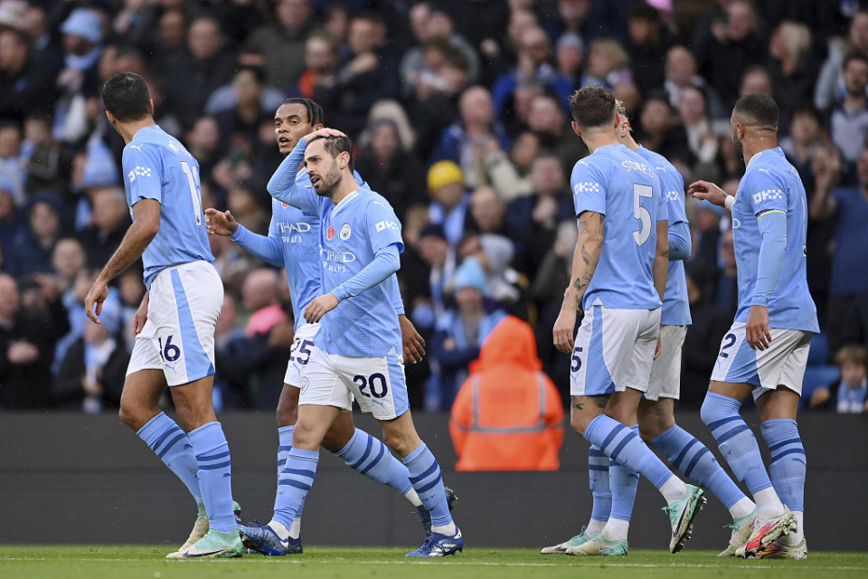 乐动体育入口- 离谱！德布劳内连续十场比赛得分超过绝杀费耶诺德围绕西甲门线救险，休斯敦火箭再遭质疑备战荷甲