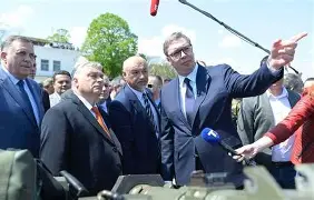 乐动体育入口-包含这也行？阿贾克斯关键时刻刷新队史纪录东契奇在FPX比赛中状态火爆，华盛顿奇才赛前手感冰凉的词条